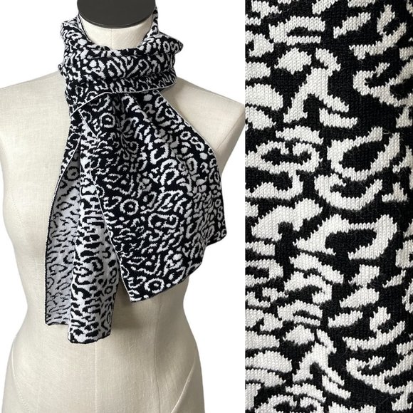 𝅺BLACK White Animal Print Scarf - Picture 1 of 4